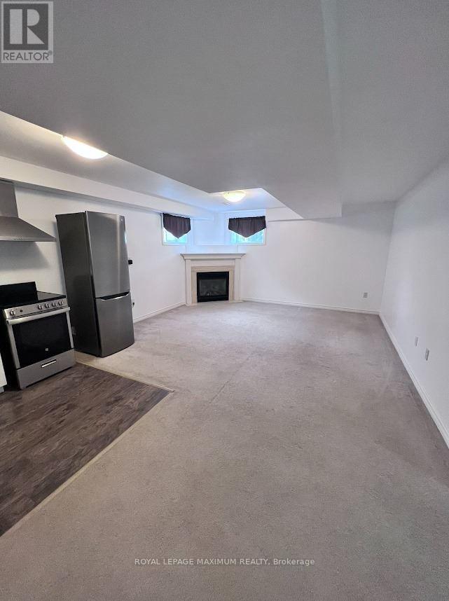 Bsmt - 82 Ambler, Barrie, Ontario  L4M 7A6 - Photo 6 - S13229102