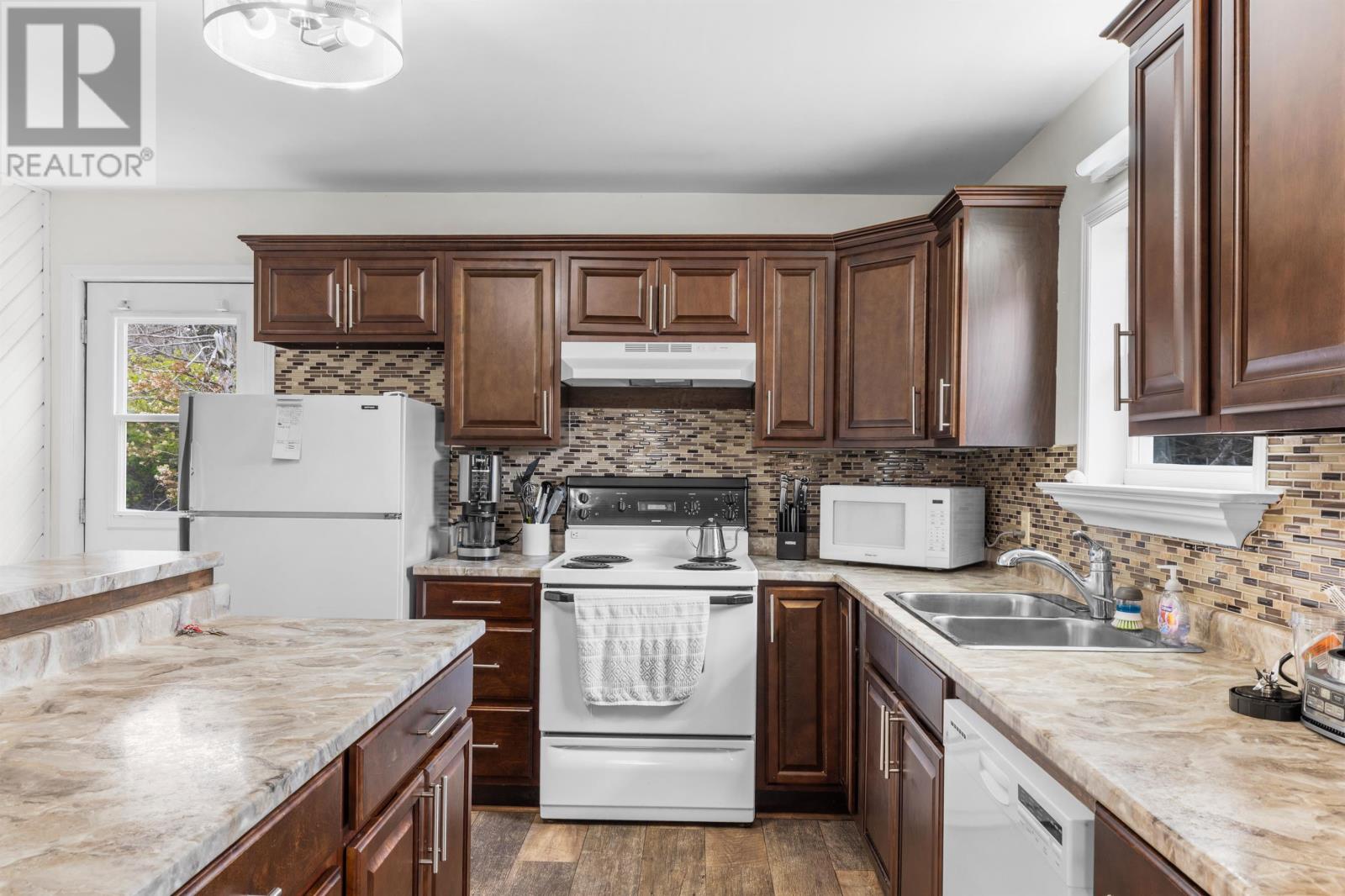11 Spruce Lane, Savage Harbour, Prince Edward Island  C0A 1T0 - Photo 10 - 202612981