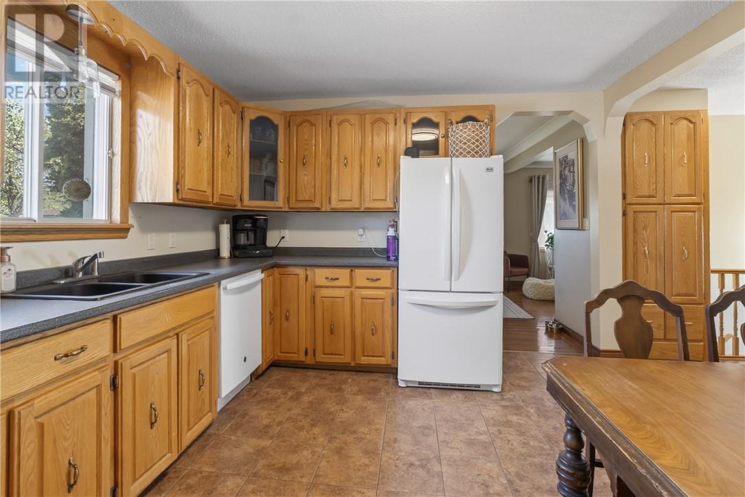2792 Rheal Street, Sudbury, Ontario  p3b 1v8 - Photo 6 - 2128255