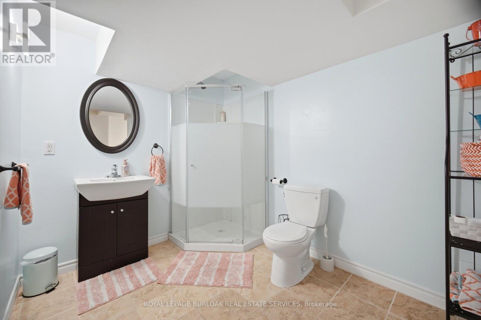 1122 Berkshire Court, Oakville, Ontario  L6M 2L6 - Photo 41 - W13229104