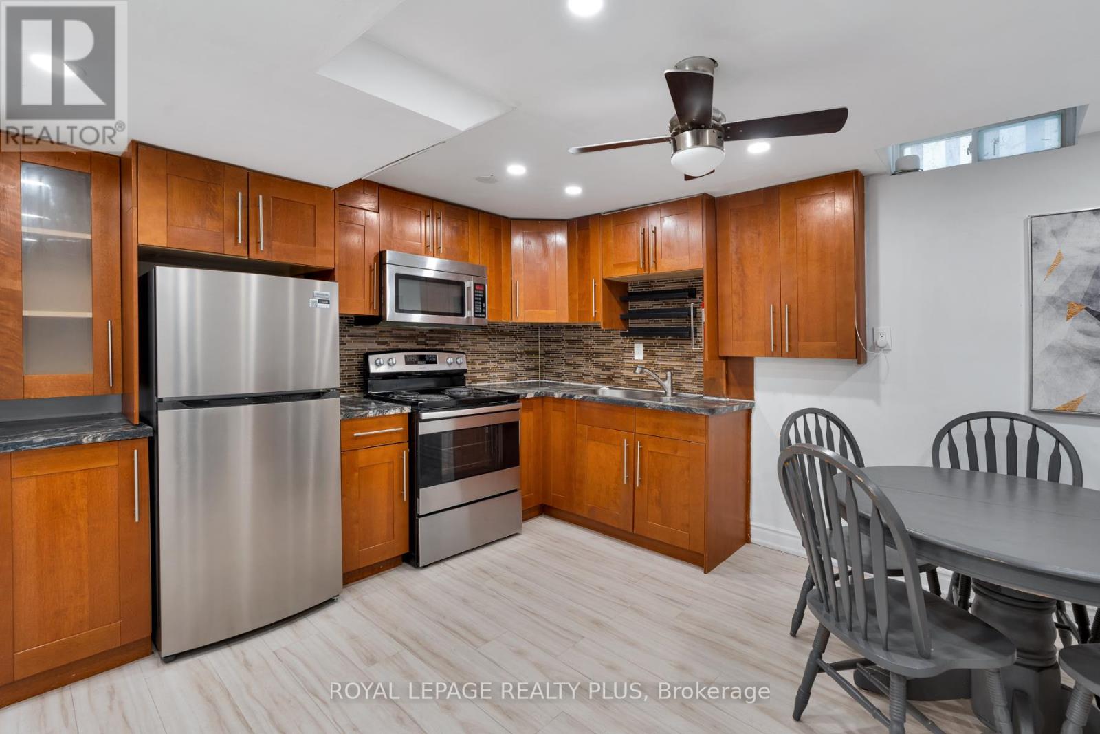 5229 Palomar Crescent, Mississauga, Ontario  L5R 2W8 - Photo 30 - W13229196