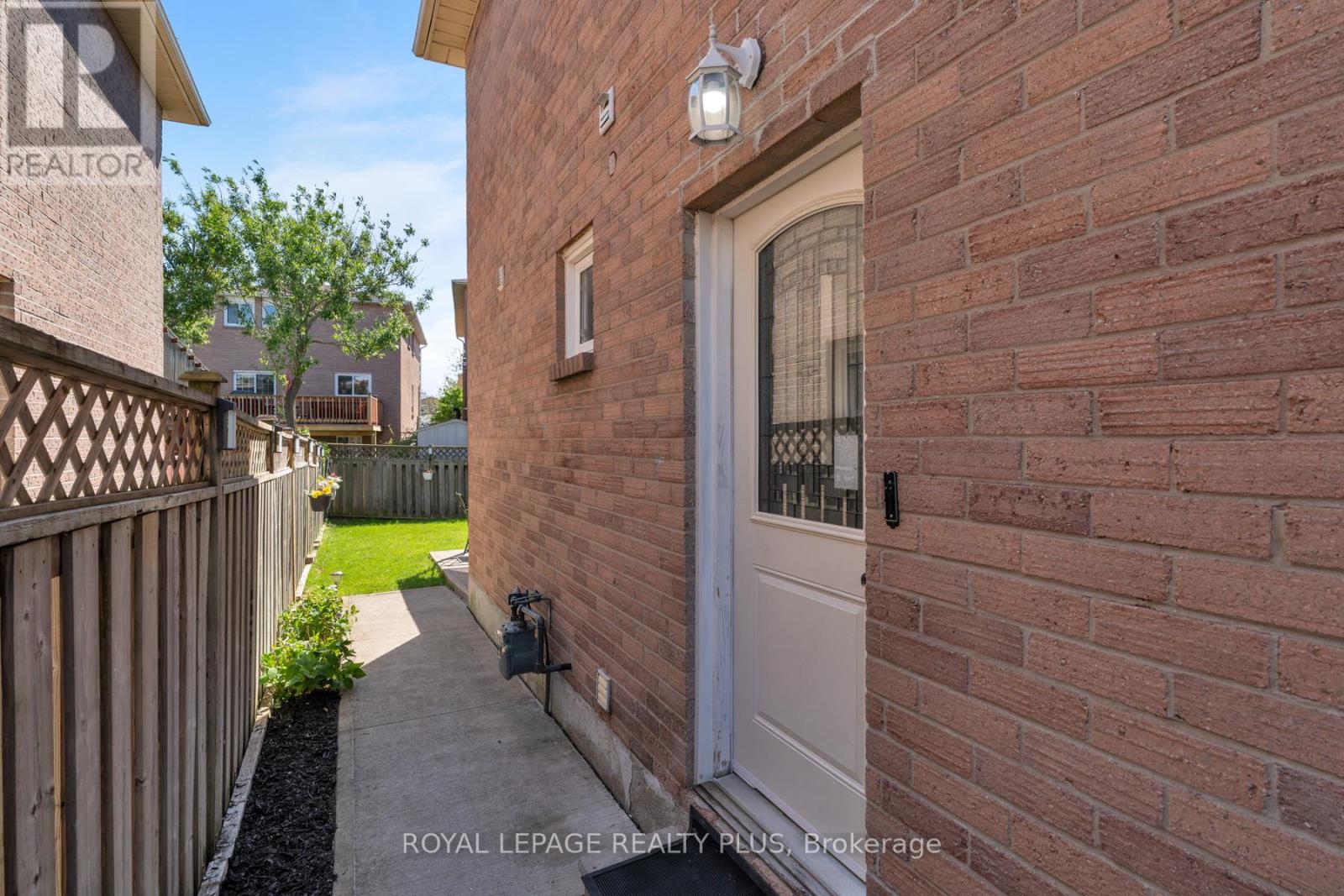 5229 Palomar Crescent, Mississauga, Ontario  L5R 2W8 - Photo 49 - W13229196