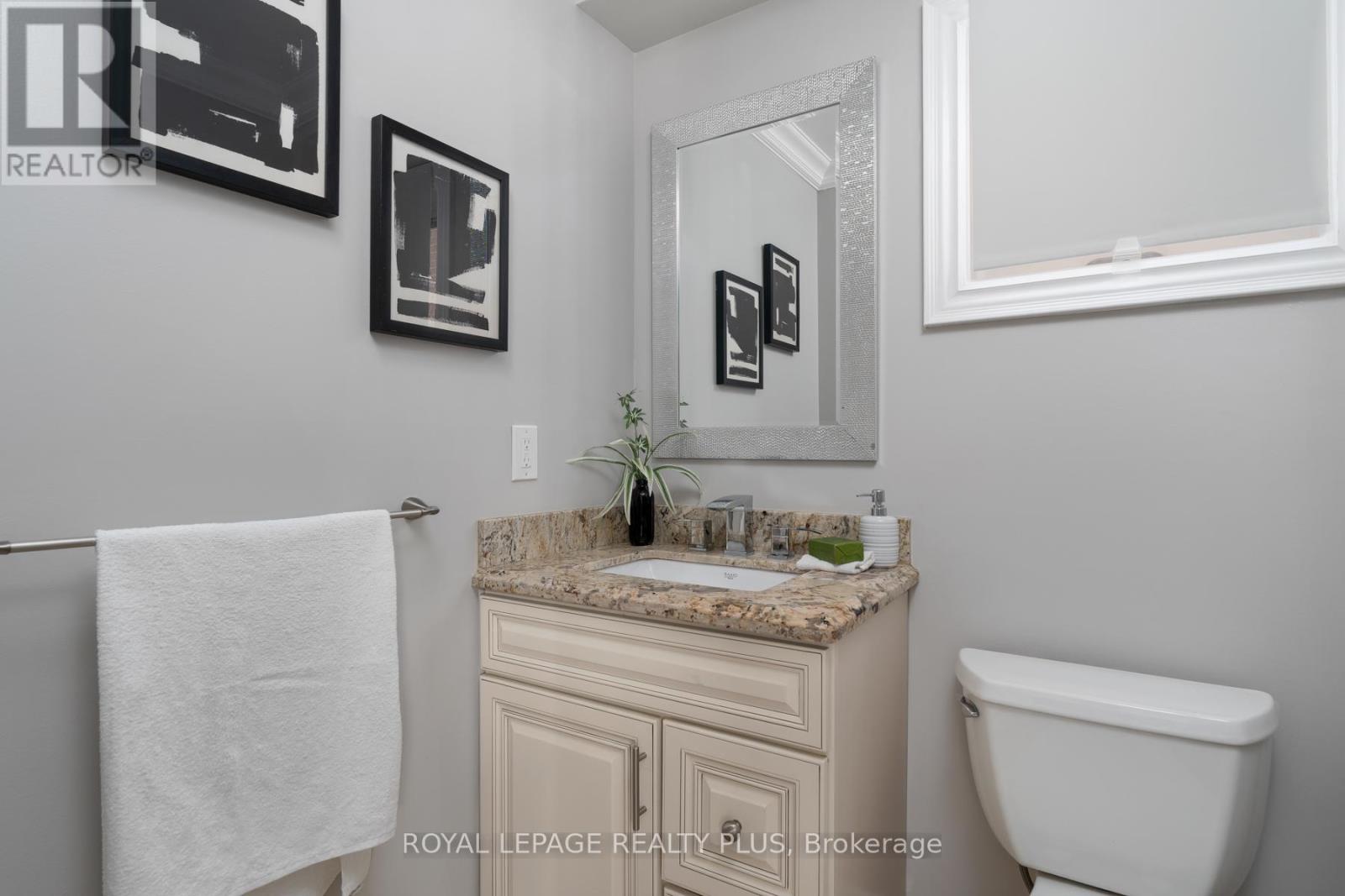 5229 Palomar Crescent, Mississauga, Ontario  L5R 2W8 - Photo 8 - W13229196