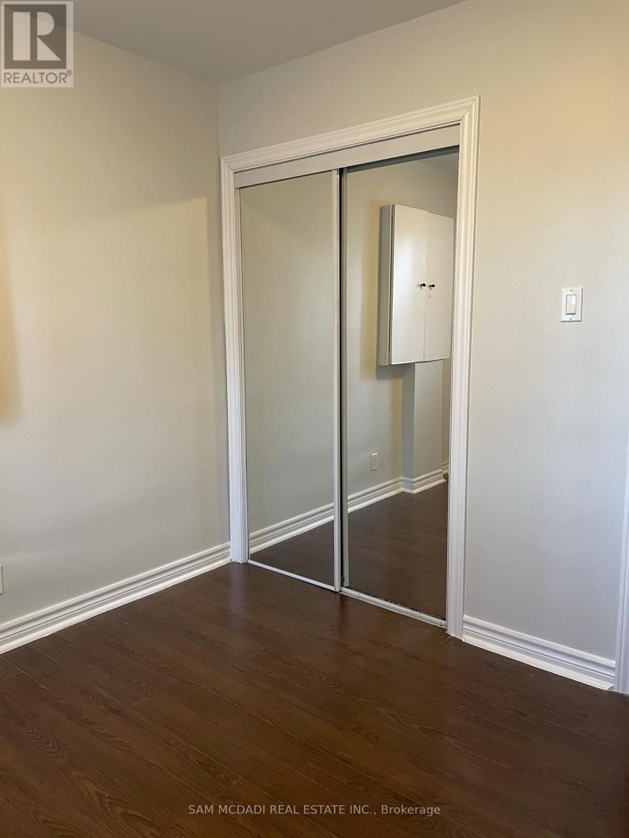 378 Lakeshore Road W, Mississauga, Ontario  L5H 1H5 - Photo 26 - W13229228