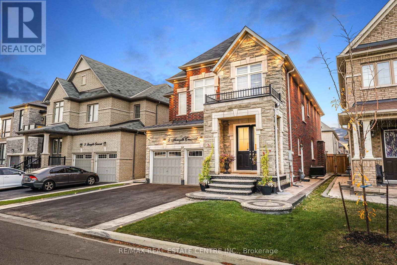 5 Forsyth Crescent E, Brampton, Ontario  L6X 5N2 - Photo 2 - W13229244