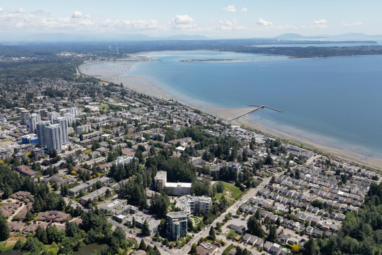 203 1410 Blackwood Street, White Rock, British Columbia  V4B 3V4 - Photo 36 - R3128272