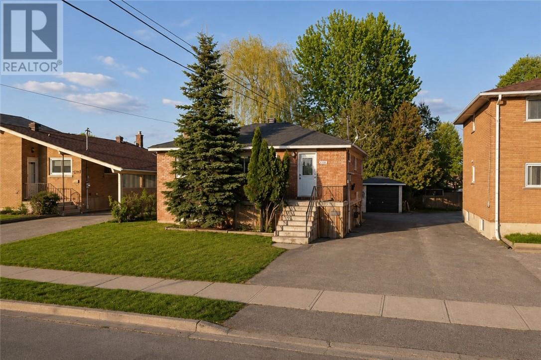 1288 Paquette, Sudbury, Ontario  P3A 3Y2 - Photo 2 - 2128239