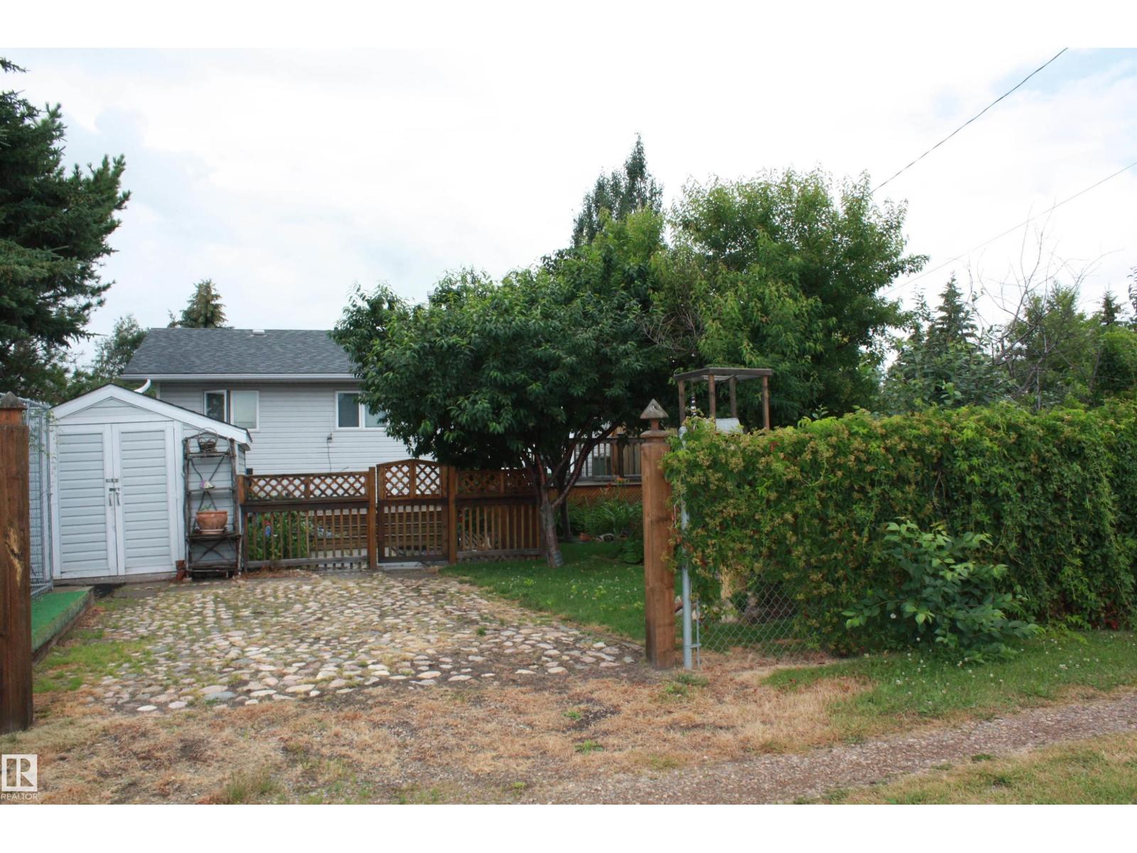 5219 49 St, Waskatenau, Alberta  T0A 3P0 - Photo 11 - E4487254