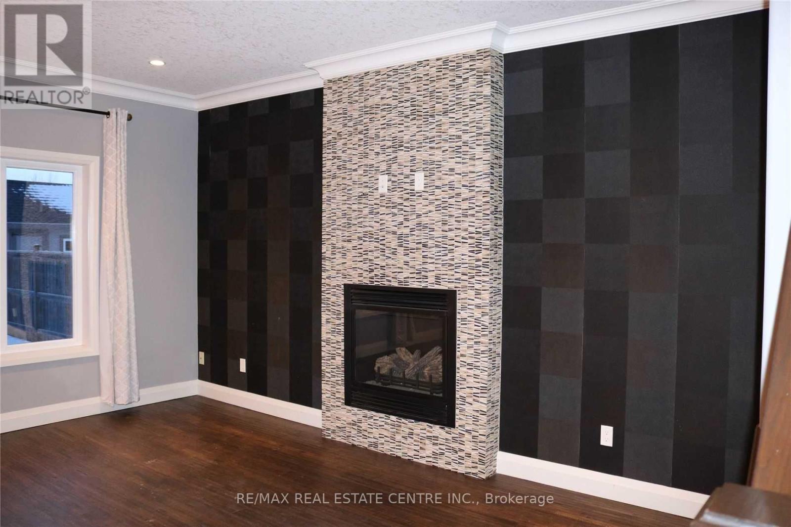 1322 Pleasantview Drive, London North, Ontario  N5X 4P5 - Photo 6 - X13229096