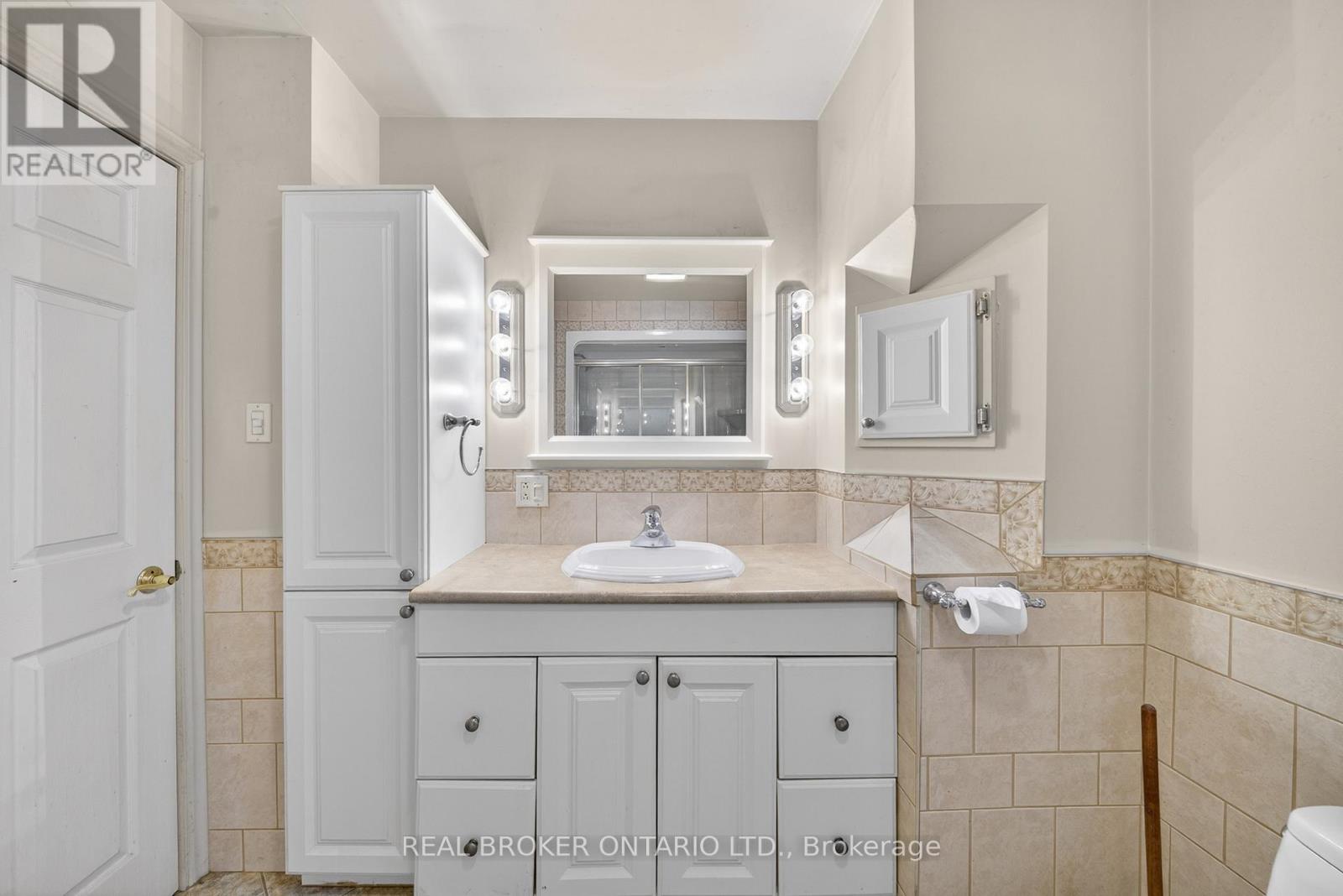 55 Merigold Street, St. Catharines, Ontario  L2S 2N6 - Photo 12 - X13229254