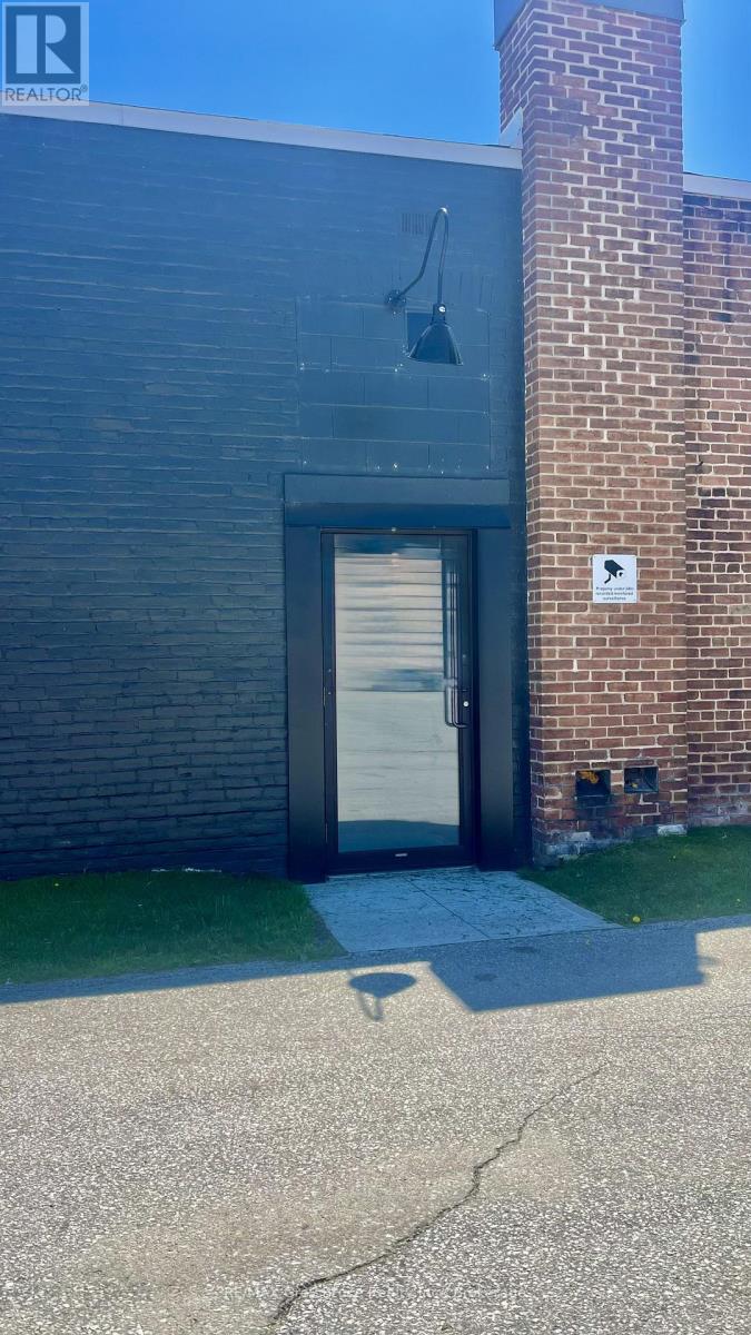 4 - 18 Yonge Street, Arran-Elderslie, Ontario  N0H 2N0 - Photo 3 - X12676312