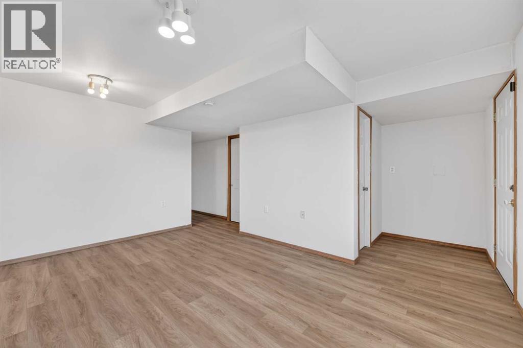 126 Evansmeade Crescent Nw, Calgary, Alberta  T3P 1B9 - Photo 35 - A2303857