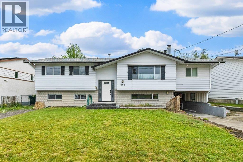 900 Hickory Road, Kelowna, British Columbia
