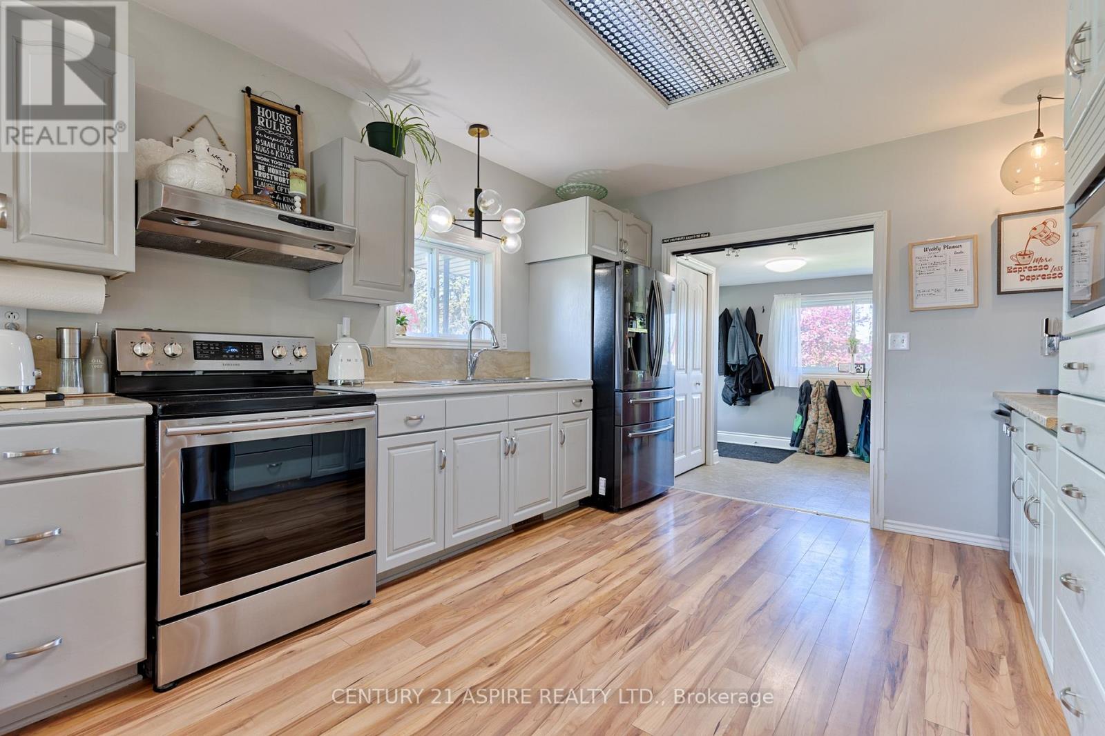 509 Roy Street E, Laurentian Valley, Ontario  K8A 6R1 - Photo 15 - X13229470