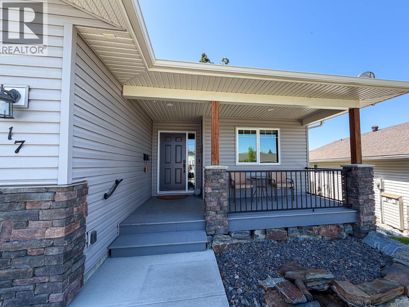 1401 30th Avenue N Unit# 17, Cranbrook, British Columbia V1C 0C1 - Photo 2 - 10389620