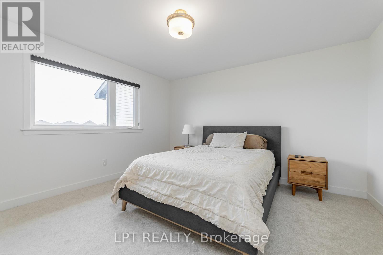 557 Tahoe Heights, Ottawa, Ontario K1T 0X4 - Photo 18 - X13229308