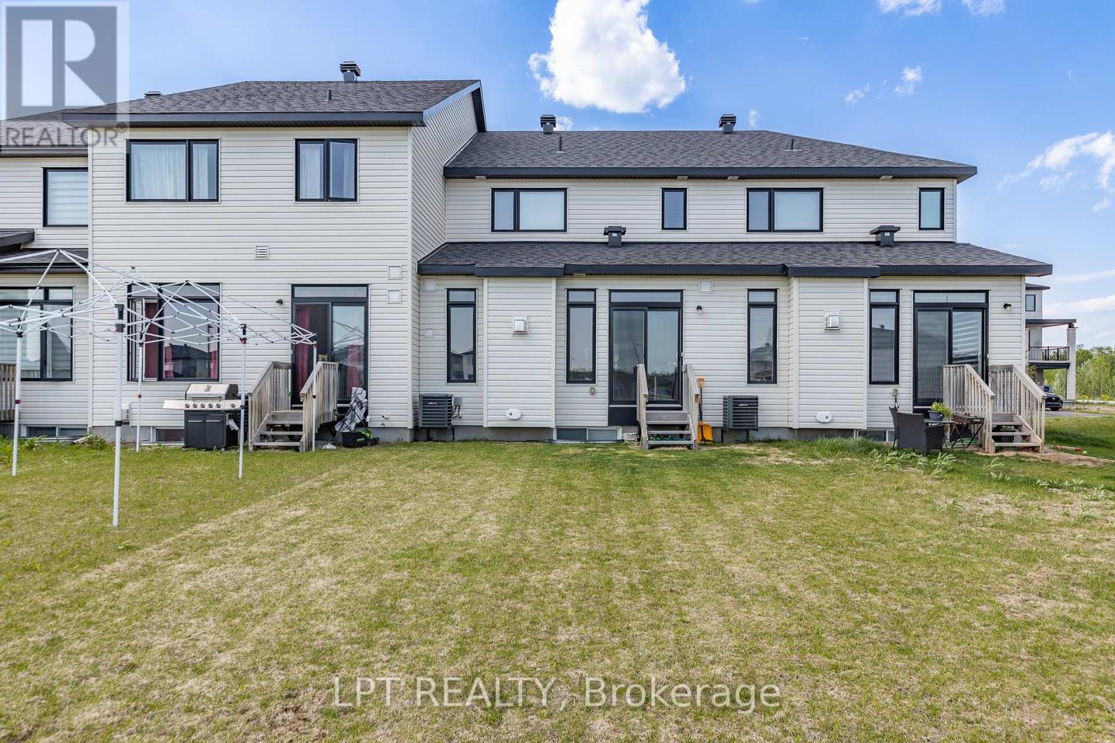 557 Tahoe Heights, Ottawa, Ontario K1T 0X4 - Photo 31 - X13229308