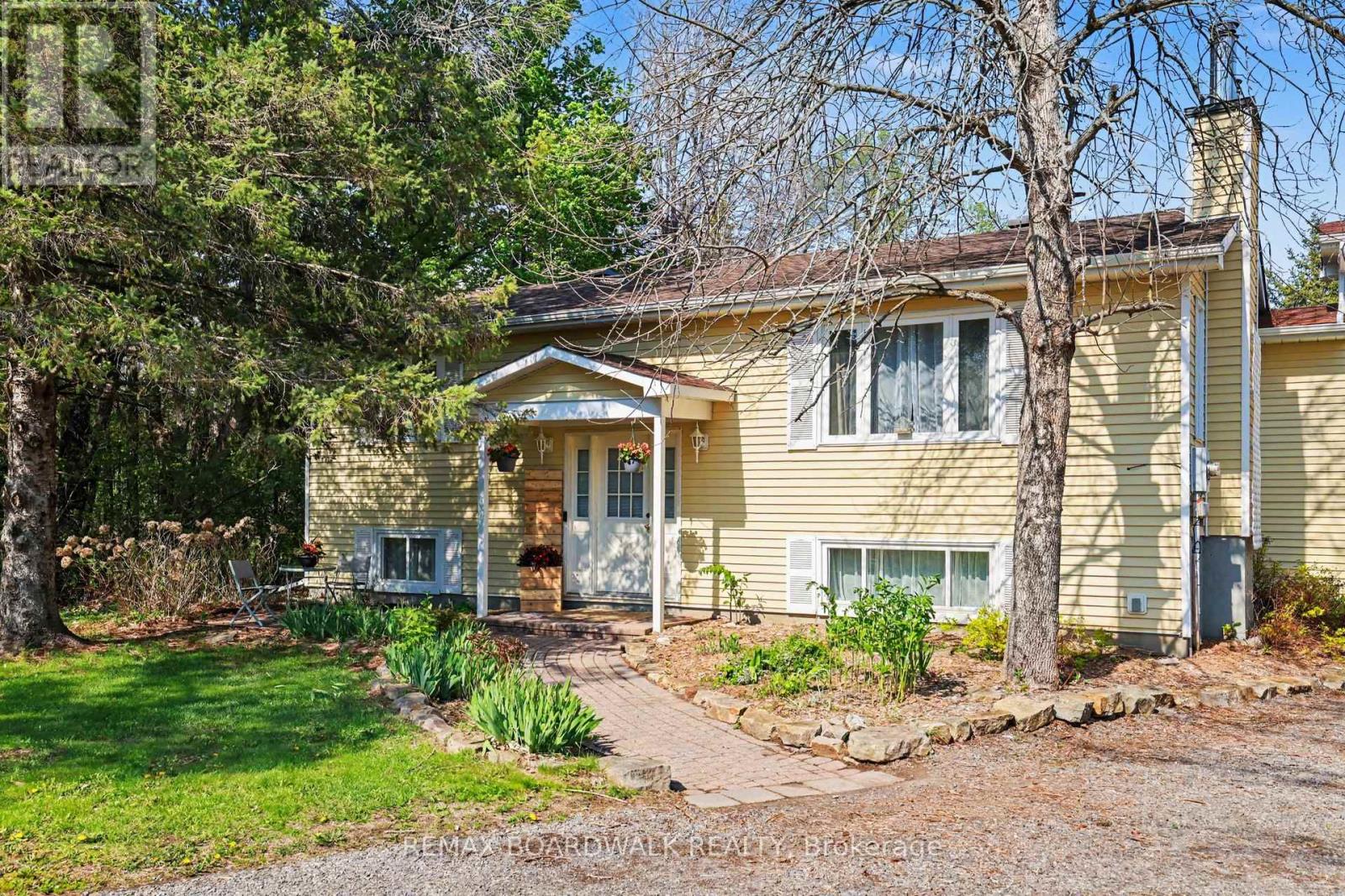 952 County 18 Road, North Grenville, Ontario  K0G 1S0 - Photo 3 - X13229370