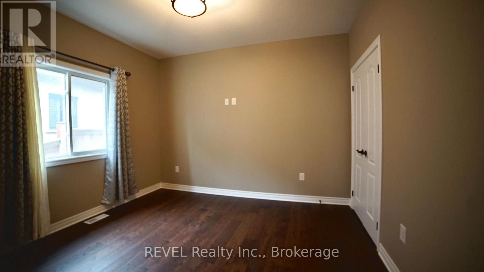 7135 Optimist Lane, Niagara Falls, Ontario  L2E 0B2 - Photo 14 - X13229354