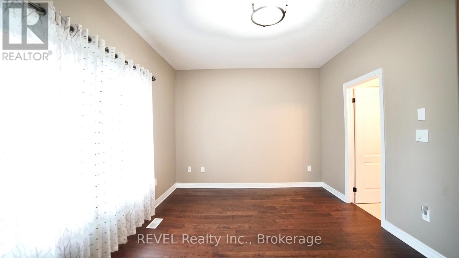 7135 Optimist Lane, Niagara Falls, Ontario  L2E 0B2 - Photo 19 - X13229354
