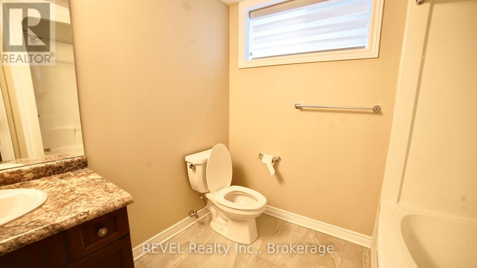 7135 Optimist Lane, Niagara Falls, Ontario  L2E 0B2 - Photo 35 - X13229354
