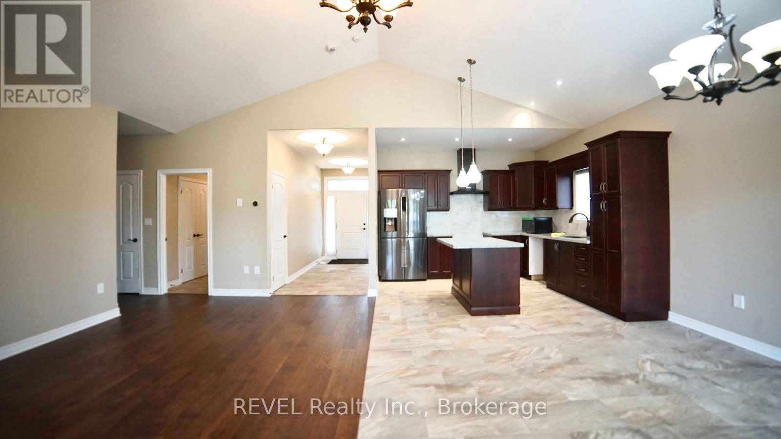 7135 Optimist Lane, Niagara Falls, Ontario  L2E 0B2 - Photo 7 - X13229354