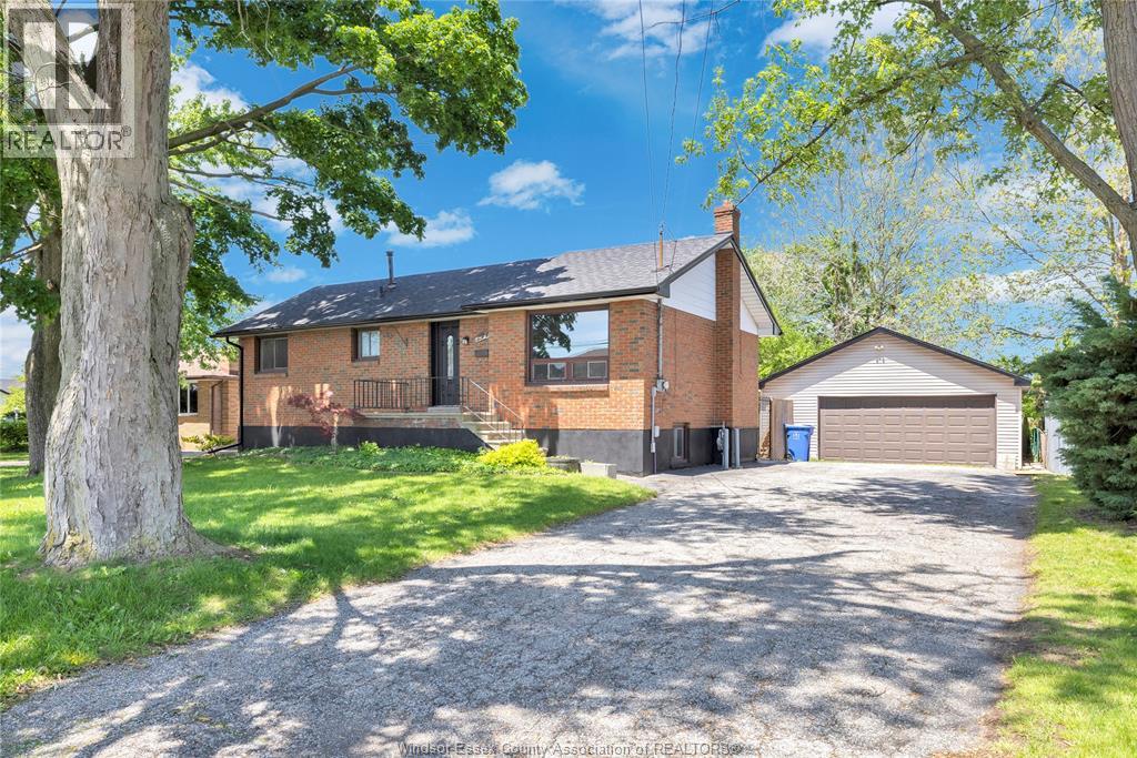 2440 Cousineau, Lasalle, Ontario  N9H 1C1 - Photo 3 - 26012852