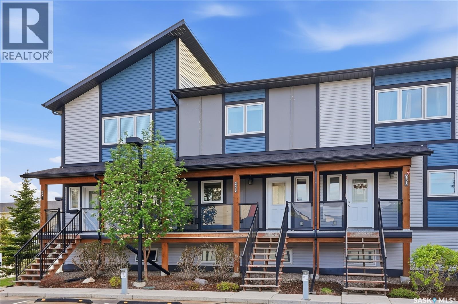 253 250 Akhtar Bend, Saskatoon, Saskatchewan  S7W 0W4 - Photo 1 - SK037925