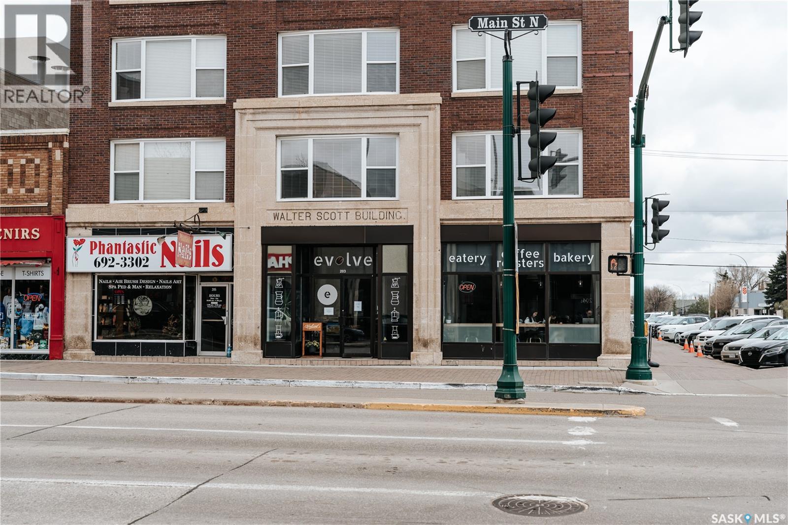 203 Main Street, Moose Jaw, Saskatchewan  S6H 0W1 - Photo 5 - SK037924