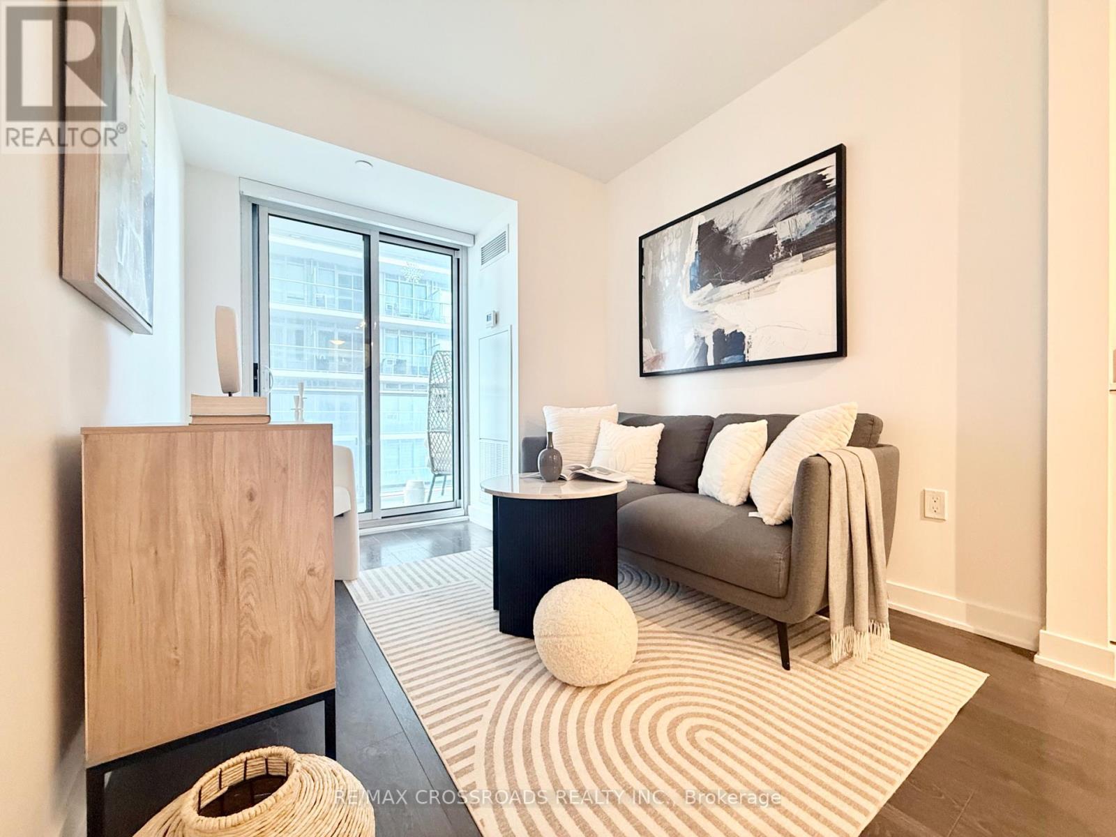 2301 - 195 Redpath Avenue, Toronto, Ontario  M4P 0E4 - Photo 3 - C13229374