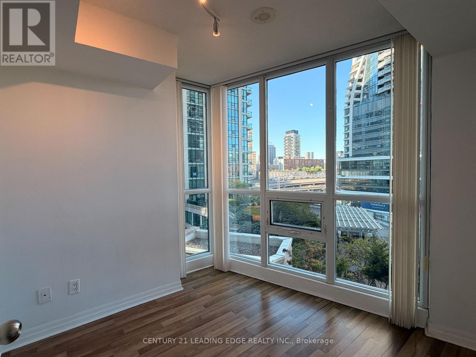 704 - 12 Yonge Street, Toronto, Ontario  M5E 1R4 - Photo 14 - C13229466