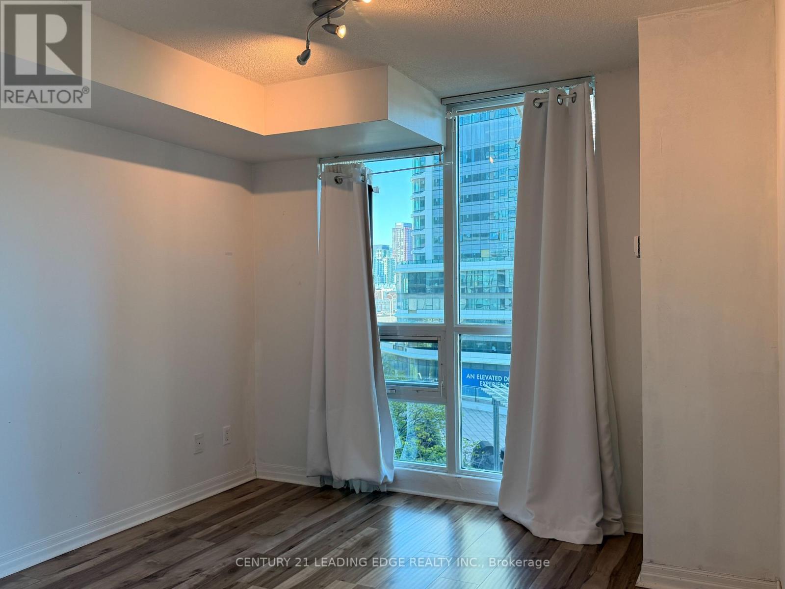 704 - 12 Yonge Street, Toronto, Ontario  M5E 1R4 - Photo 15 - C13229466