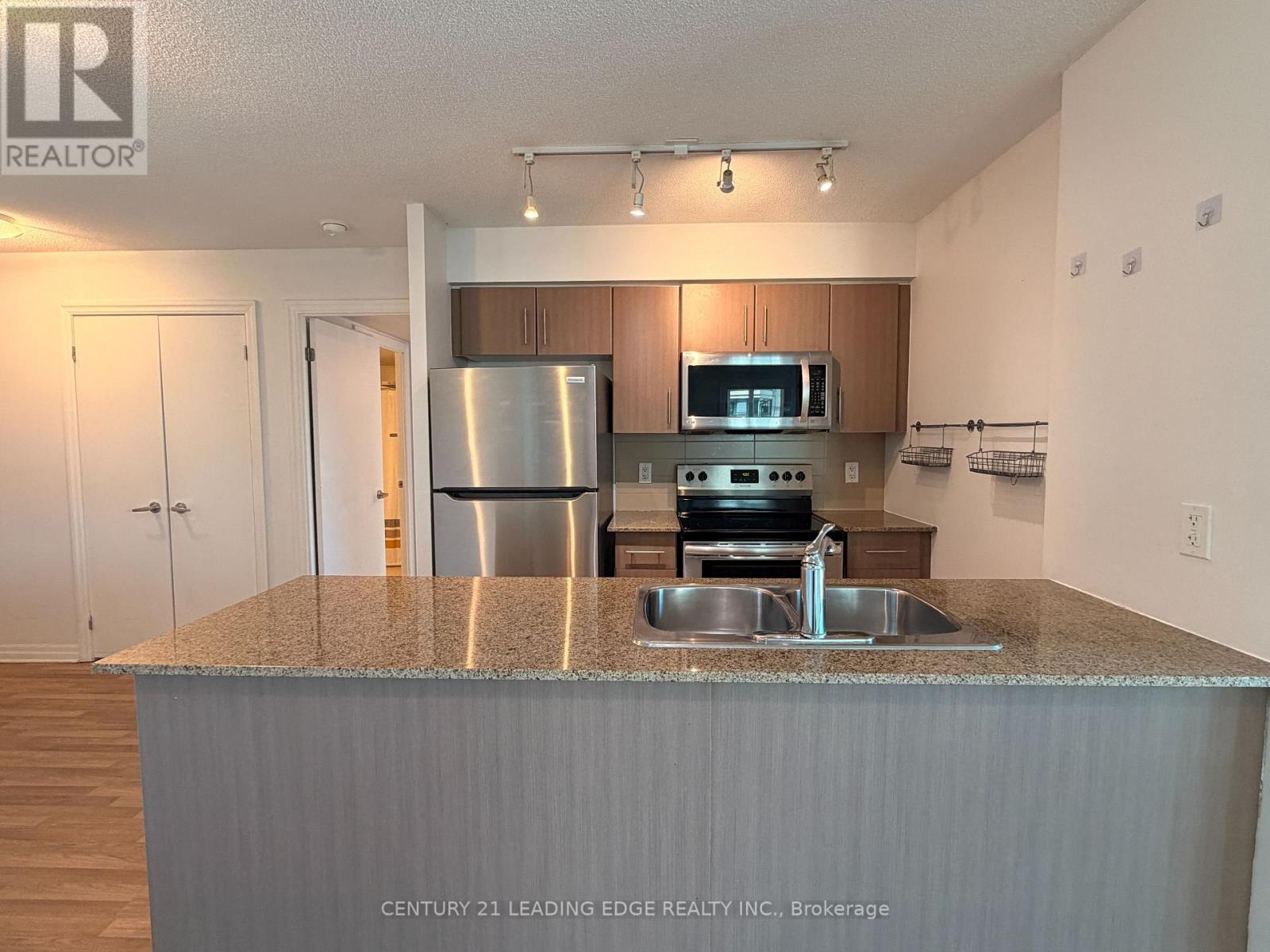 704 - 12 Yonge Street, Toronto, Ontario  M5E 1R4 - Photo 5 - C13229466