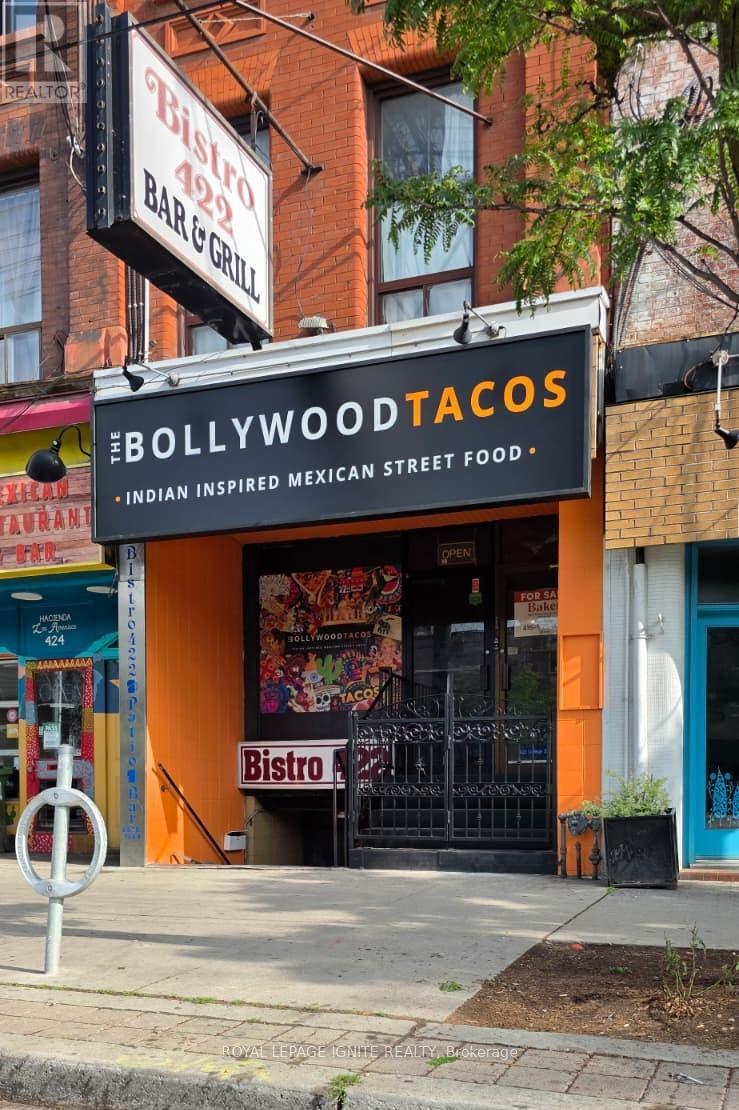 MAIN - 422 COLLEGE STREET, Toronto, Ontario