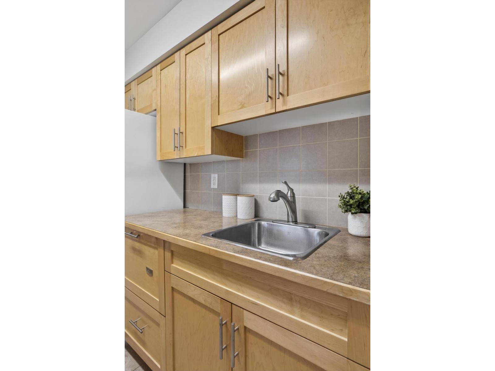 203 1410 Blackwood Street, White Rock, British Columbia  V4B 3V4 - Photo 7 - R3128272