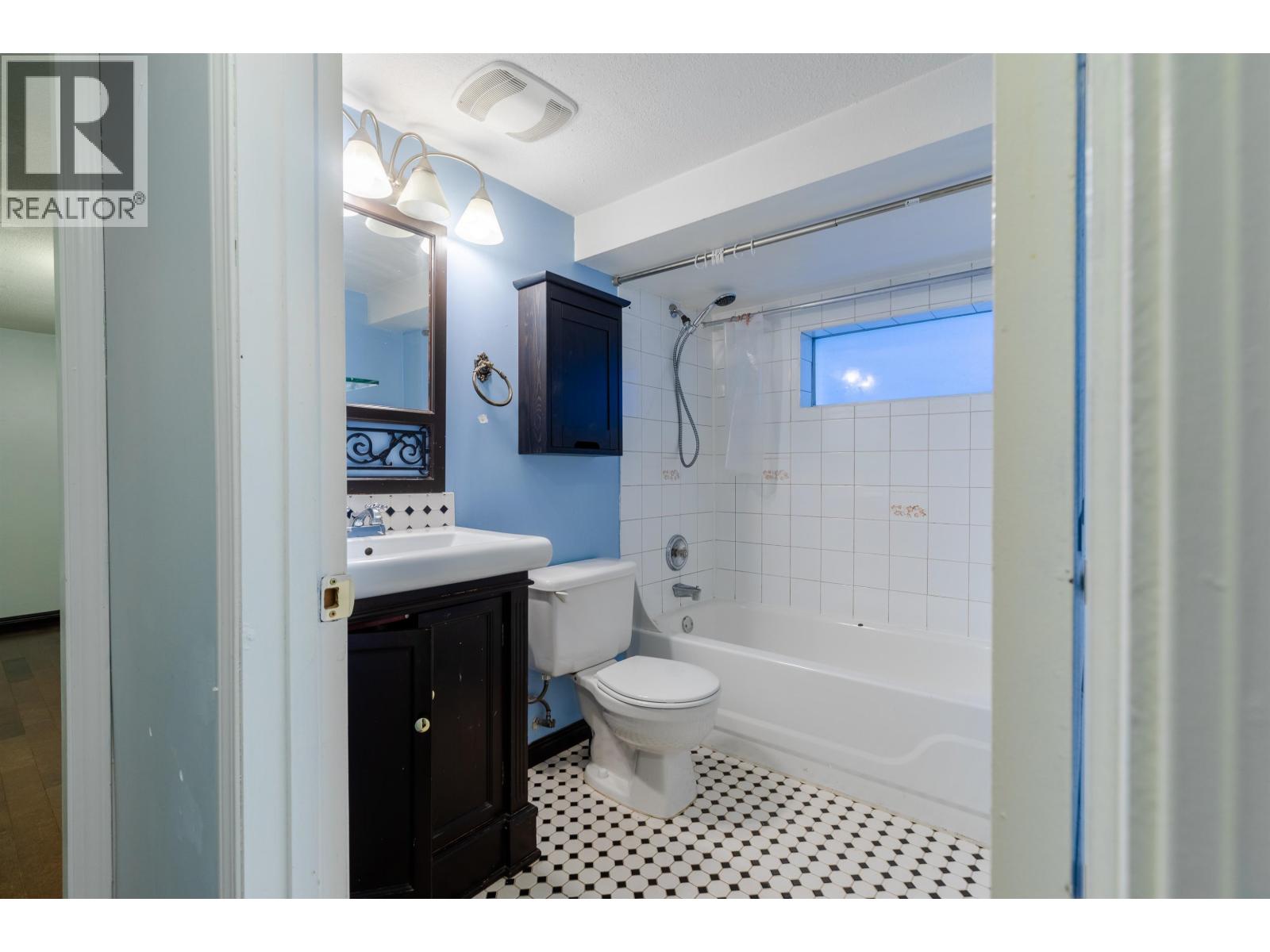 2951 Venables Street, Vancouver, British Columbia  V5K 2R8 - Photo 38 - R3130542