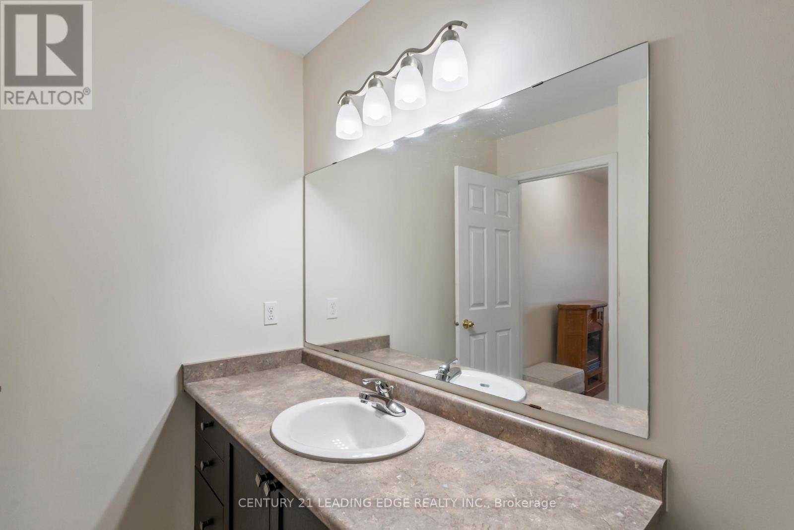 1103 Glenbourne Drive, Oshawa, Ontario  L1K 0B7 - Photo 25 - E13229352