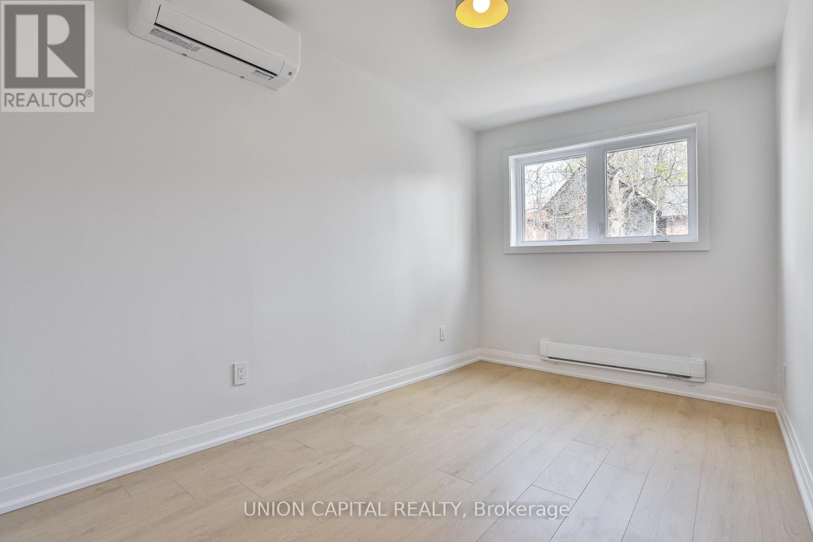 2 - 612 Gerrard Street E, Toronto, Ontario  M4M 1Y3 - Photo 12 - E13229412