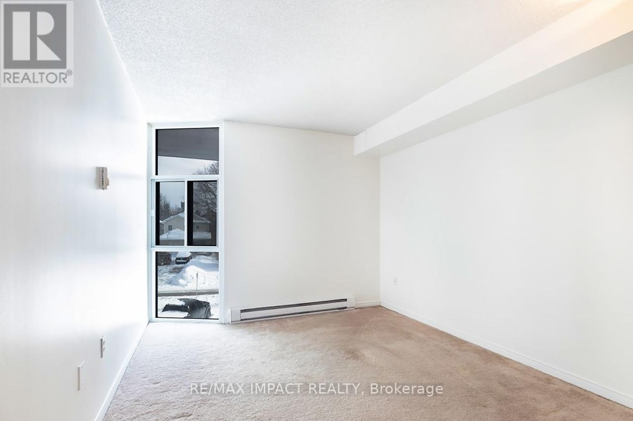 412 - 454 Centre Street, Oshawa, Ontario  L1H 4C2 - Photo 8 - E13229486