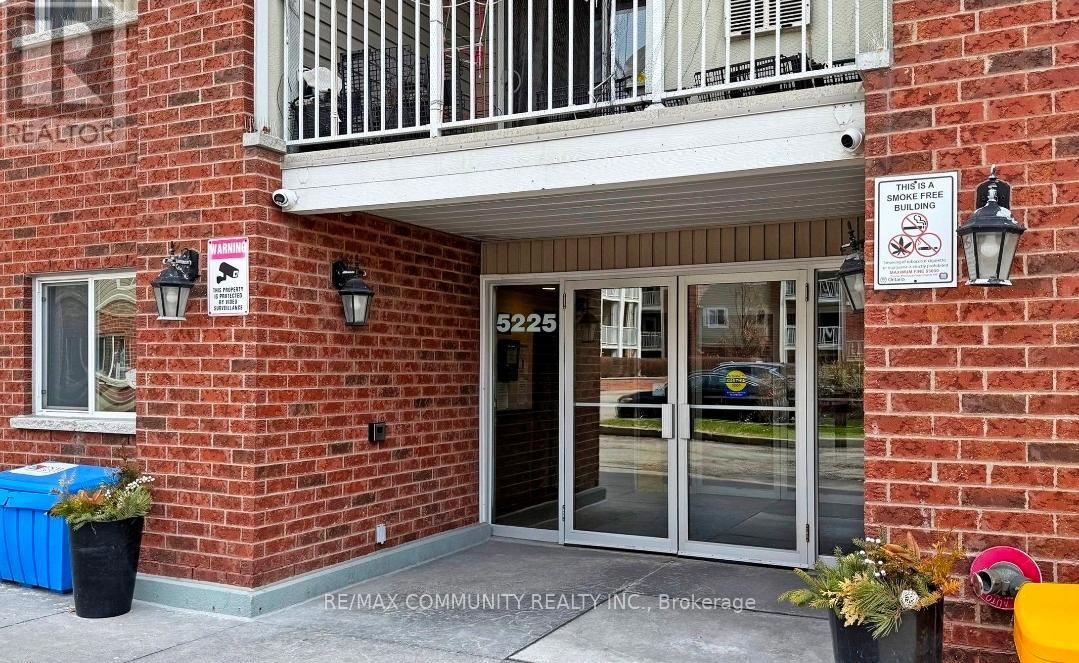 423 - 5225 Finch Avenue E, Toronto, Ontario  M1S 5W8 - Photo 2 - E13229522