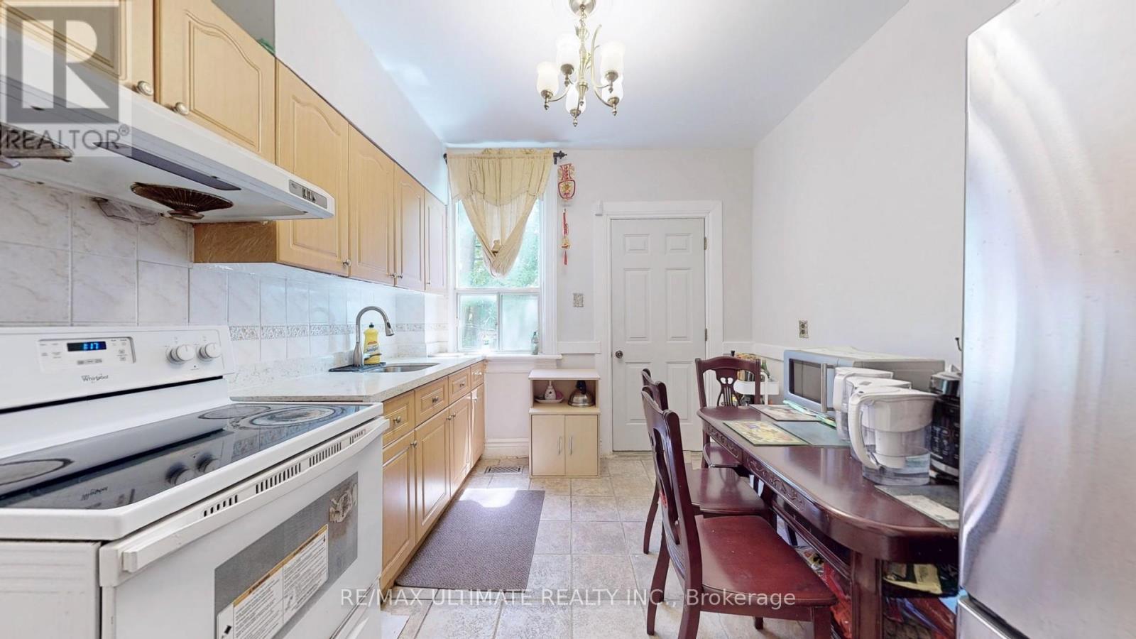 1299 Dundas Street E, Toronto, Ontario  M4M 1S5 - Photo 4 - E13229590