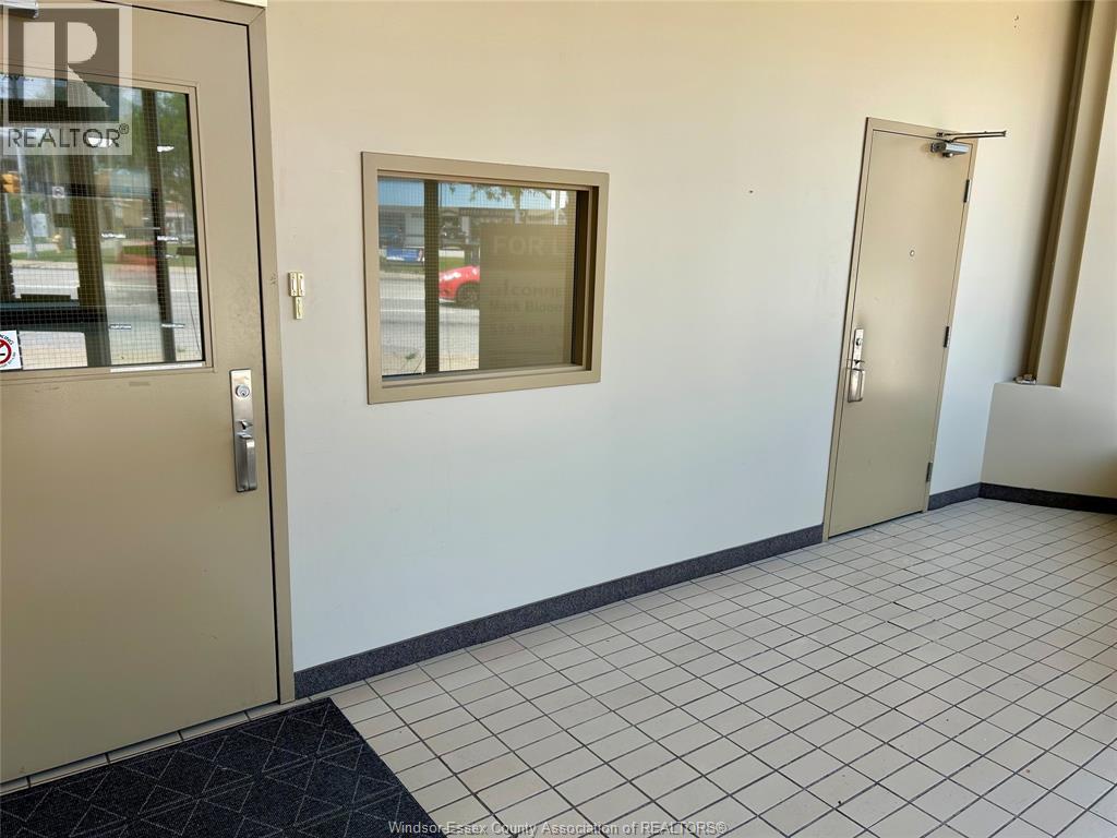 1487 Ouellette Avenue, Windsor, Ontario  N8X 1K1 - Photo 4 - 26012869