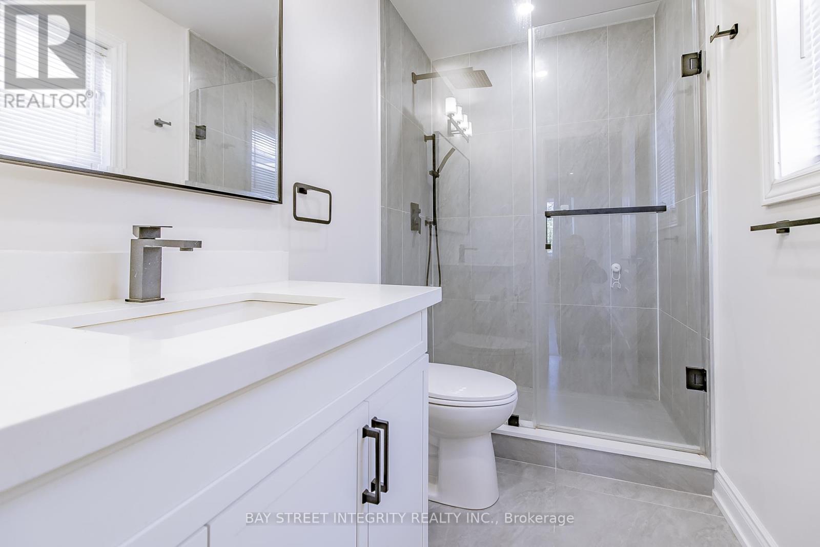 110 Holly Drive, Richmond Hill, Ontario  L4S 2R6 - Photo 16 - N13229324