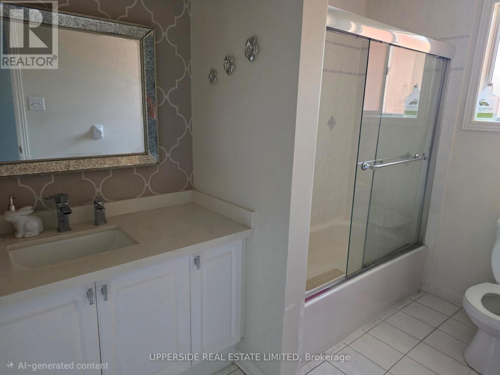 91 Grasslands Avenue, Richmond Hill, Ontario  L4B 4K5 - Photo 13 - N13229460