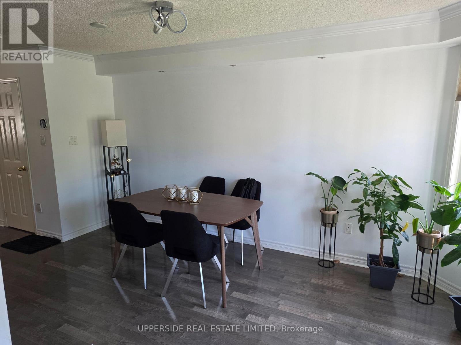 91 Grasslands Avenue, Richmond Hill, Ontario  L4B 4K5 - Photo 5 - N13229460