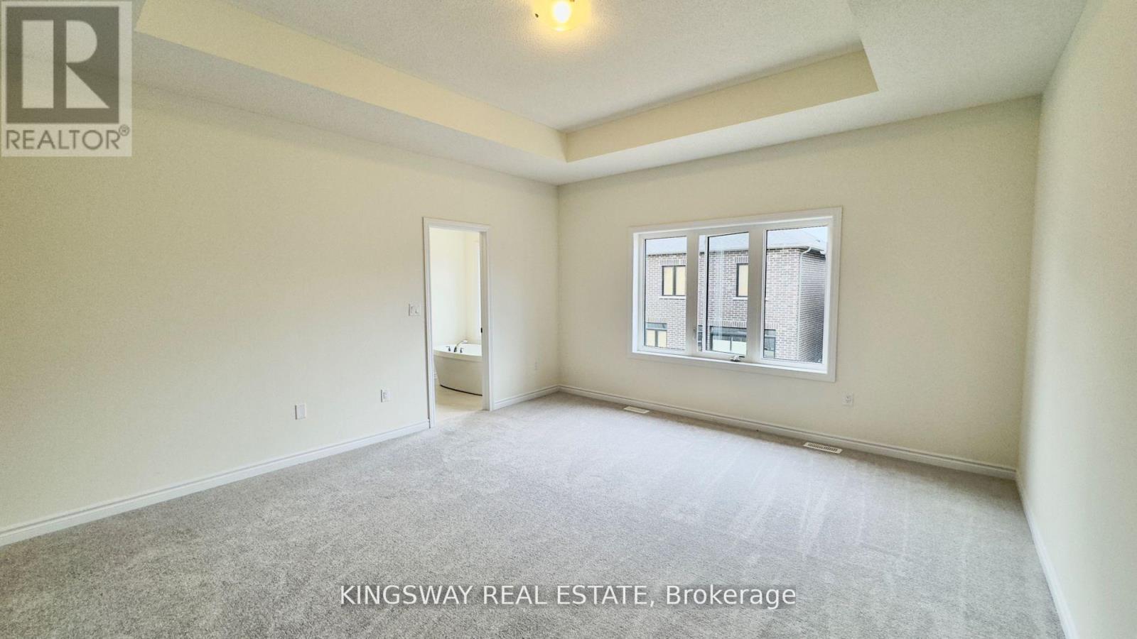 16 Blick Crescent, Aurora, Ontario  L4G 4A7 - Photo 12 - N13229492