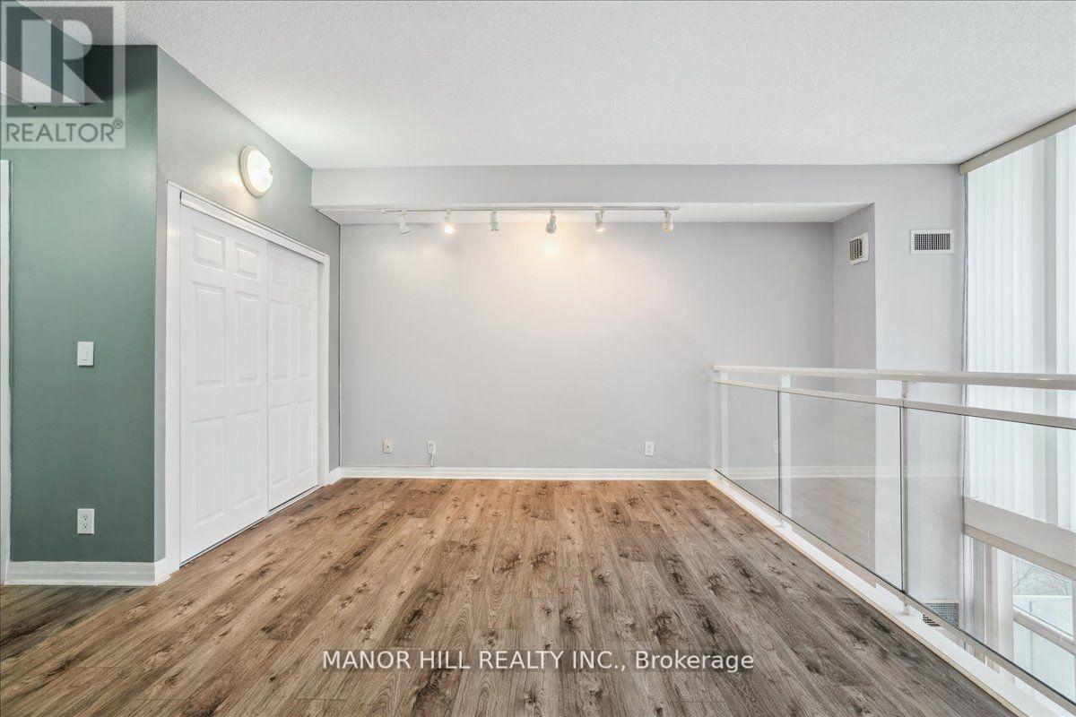 513 - 220 Burnhamthorpe Road W, Mississauga, Ontario  L5B 4N4 - Photo 17 - W13229344
