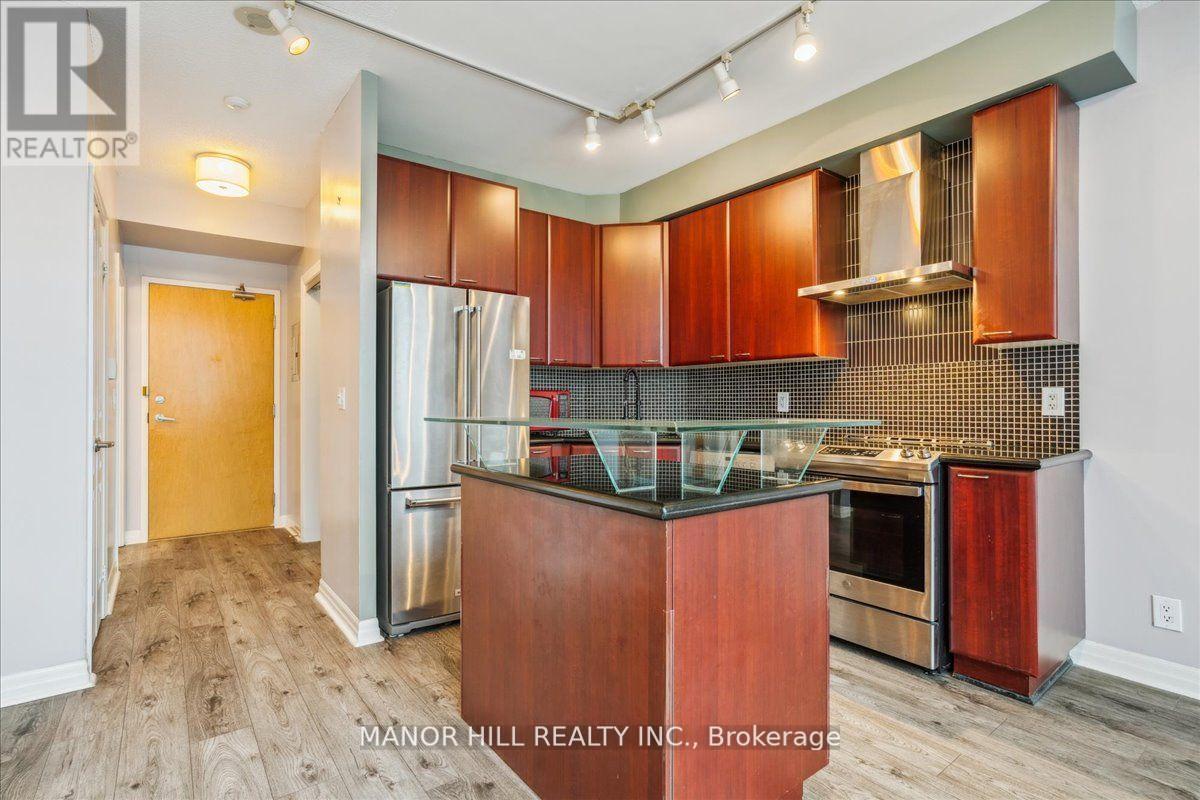 513 - 220 Burnhamthorpe Road W, Mississauga, Ontario  L5B 4N4 - Photo 5 - W13229344