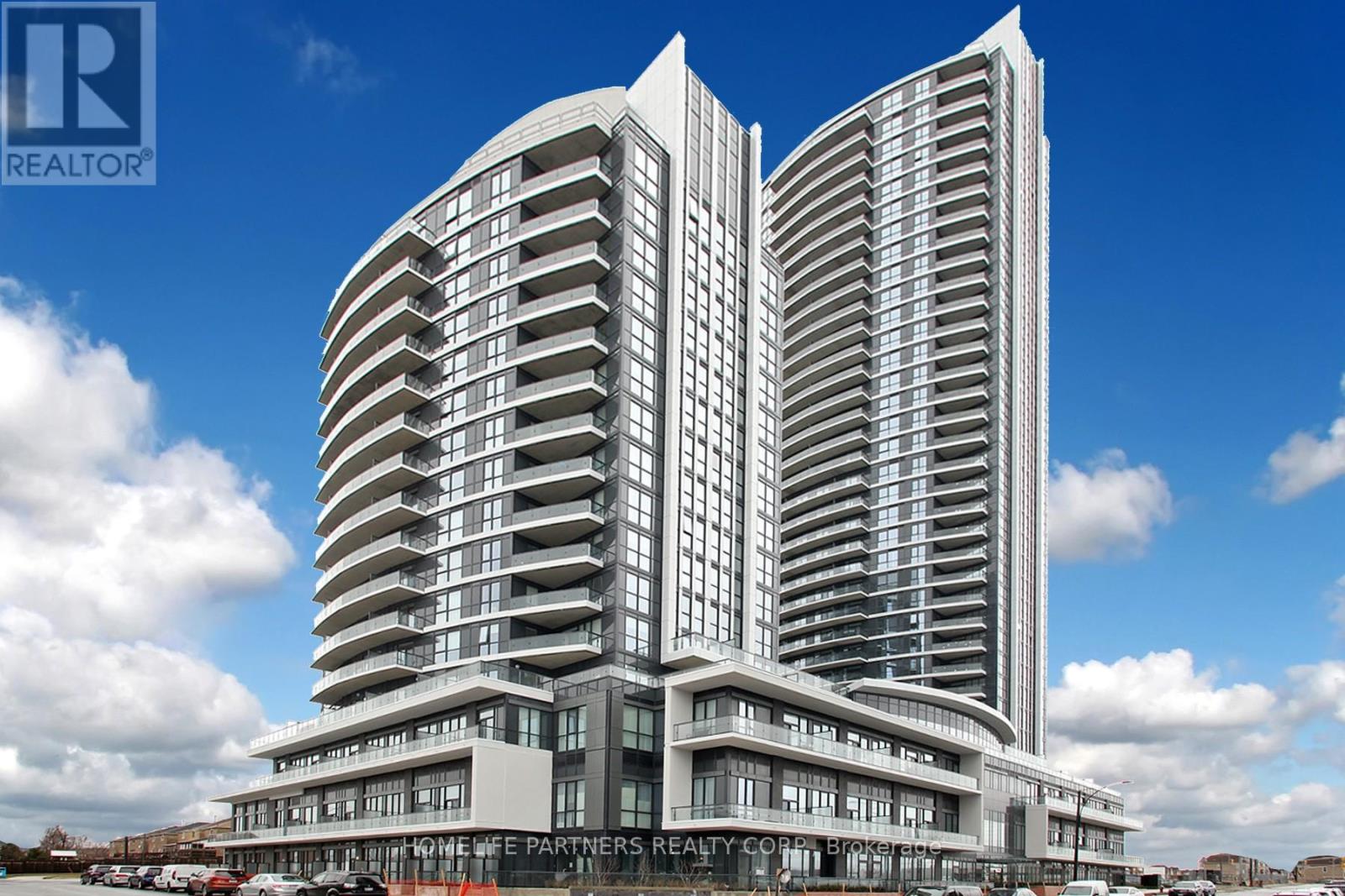 720 - 35 WATERGARDEN DRIVE, Mississauga, Ontario