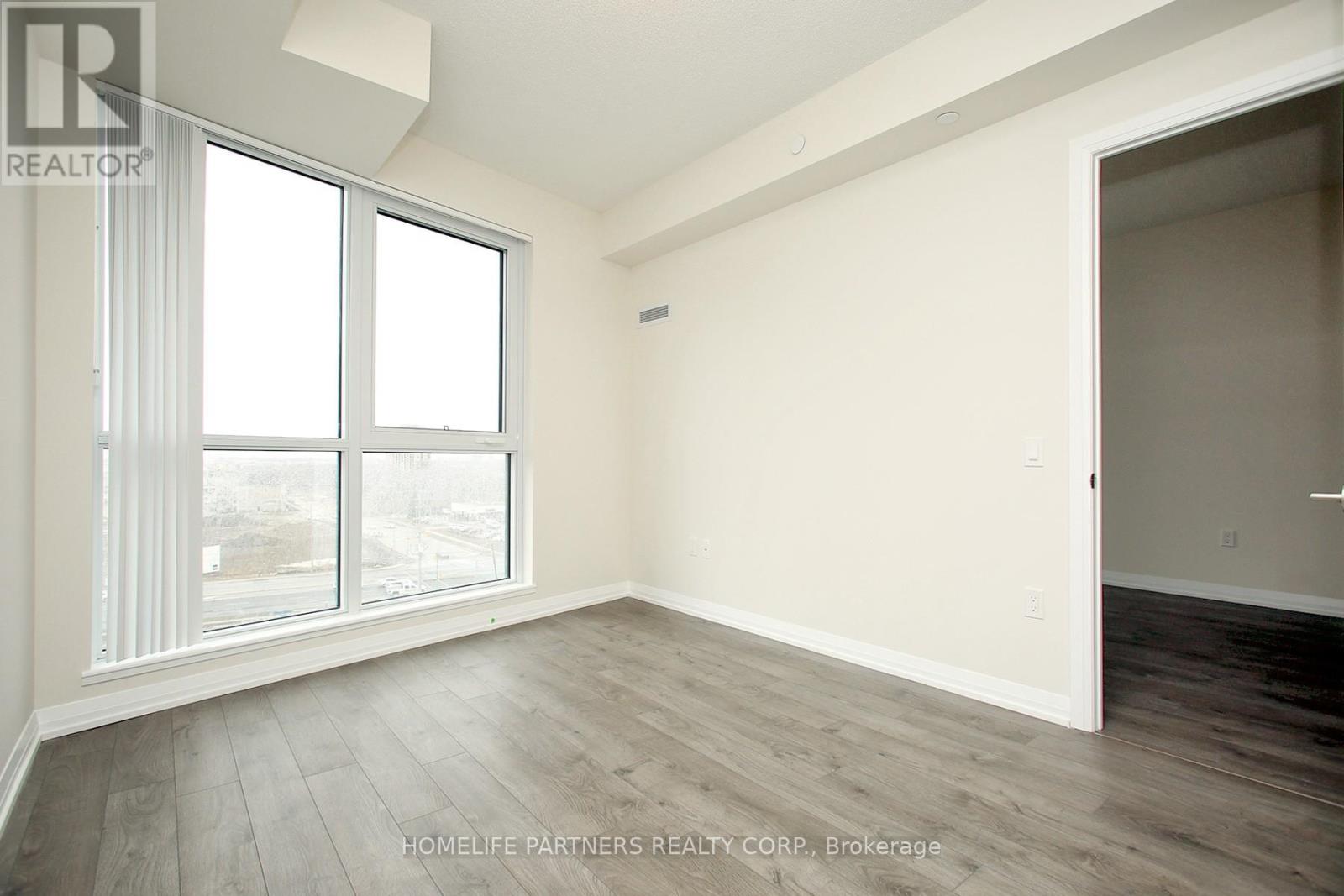 720 - 35 Watergarden Drive, Mississauga, Ontario  L5R 0G8 - Photo 15 - W13229452